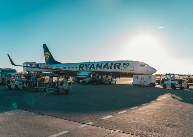 El puente de agosto ya era un caos en los aeropuertos: Ryanair va a sumar una huelga con retrasos y cancelaciones al cóctel
